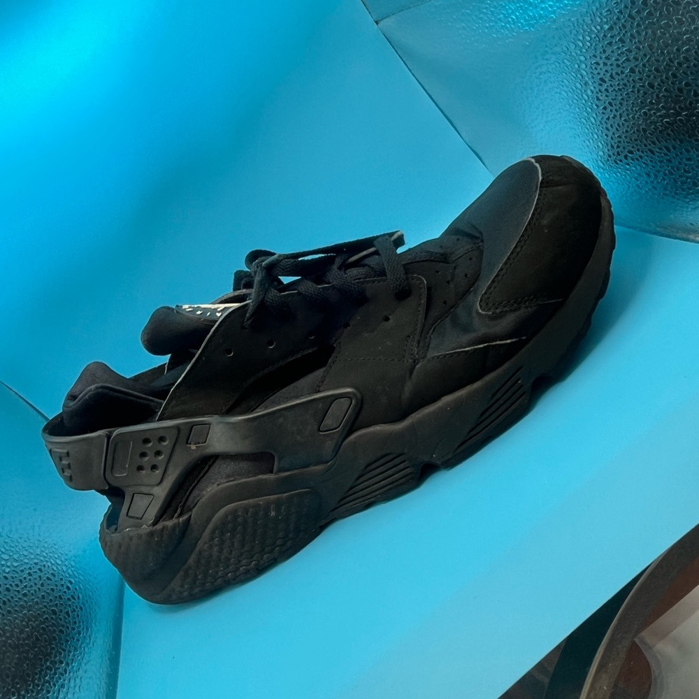 Men’s Nike huarache